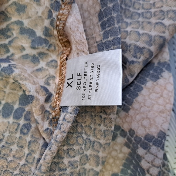 Fashion Nova Sariyah Snakeskin Shirt - Picture 12 of 12